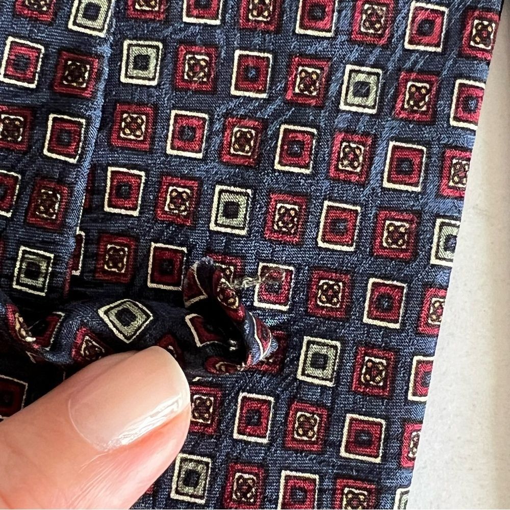 Pierre BALMAIN‎ 100% Silk Handmade Designer Tie Burgundy Geometric Retro Necktie - Picture 10 of 10